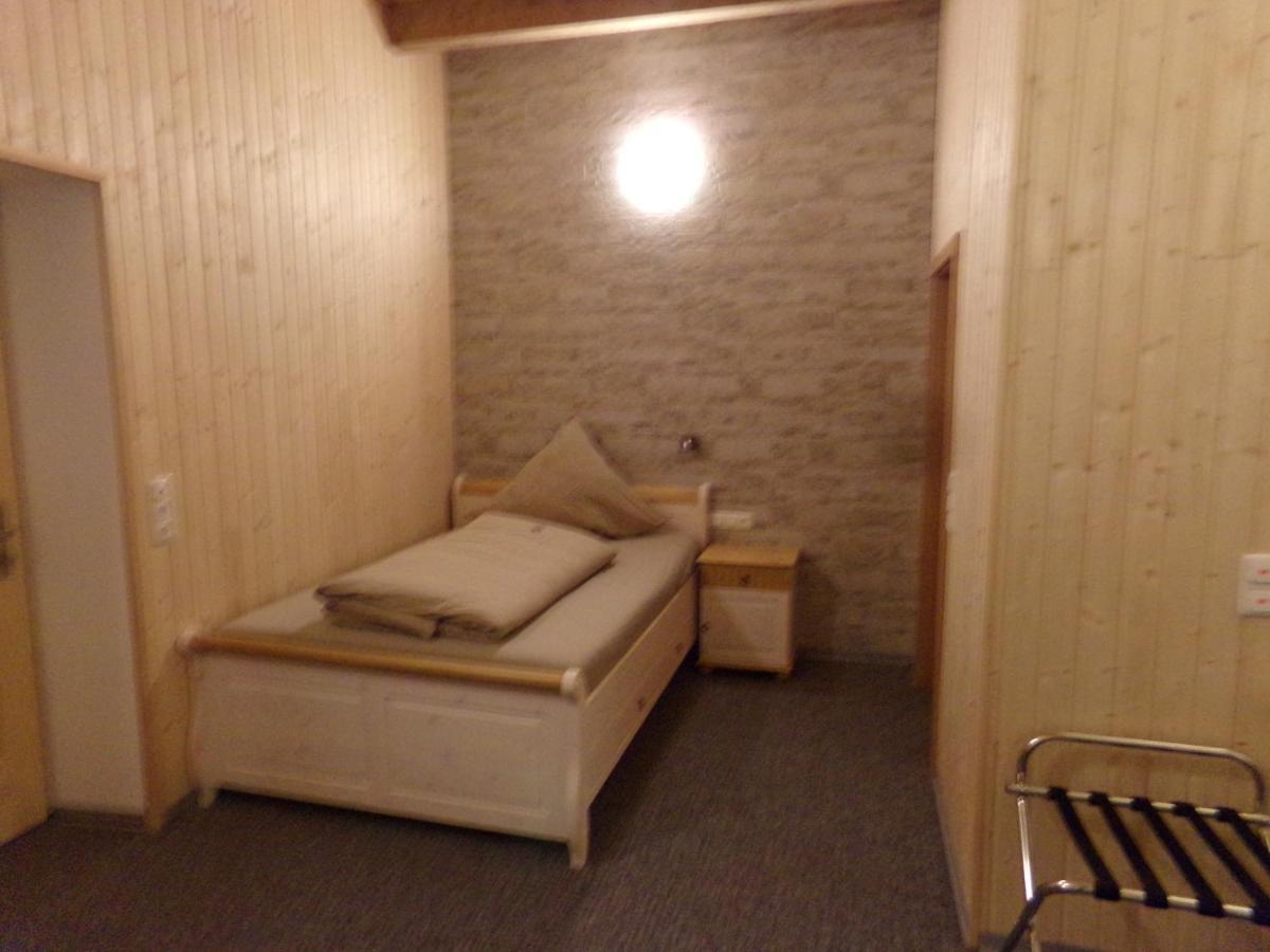 ホテル Zehnthof Geldersheim エクステリア 写真